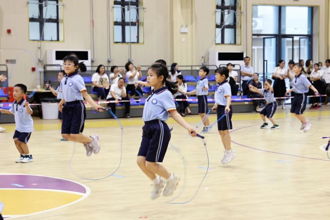 在跳绳对抗 在跳绳对抗