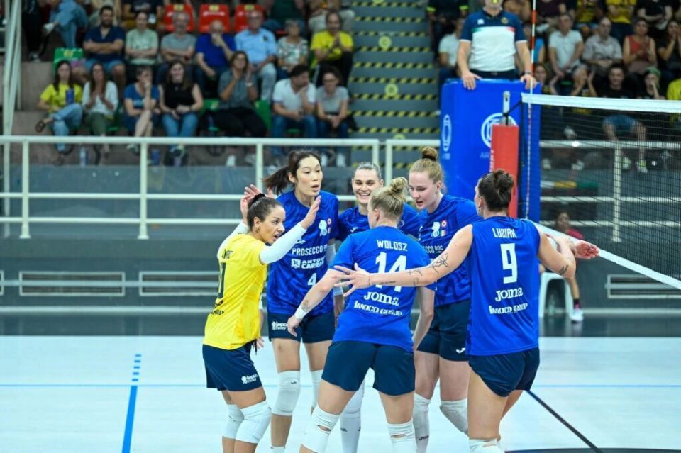 HAV, 出两记 HAV, 出两记